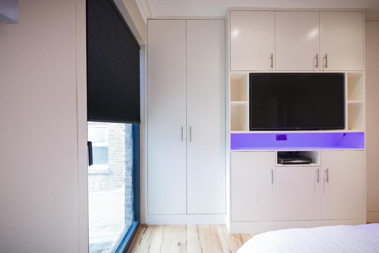 Modern Bedroom In London !! Exteriör bild